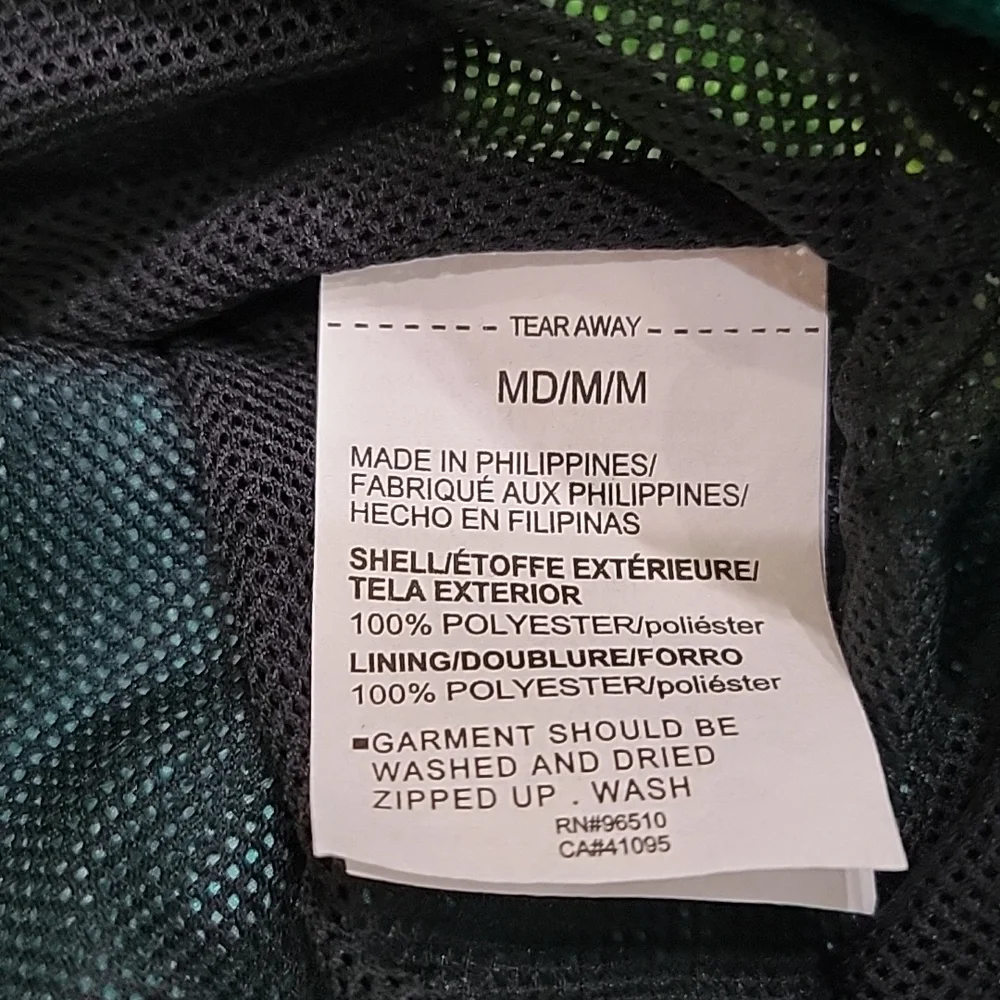 NWT size M Under Armour 1/2 zip windbreaker - Picture 14 of 14